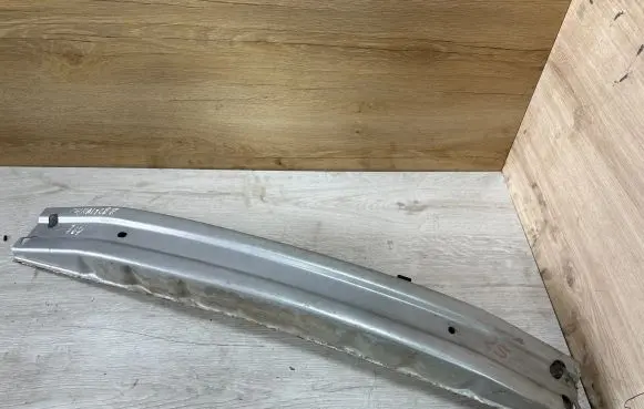 Chrysler PT Cruiser Front bumper support beam