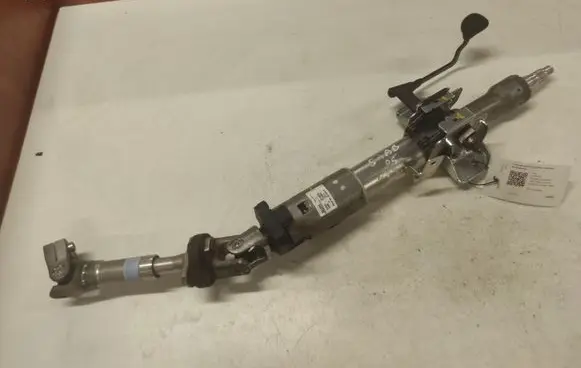 Steering wheel axle set