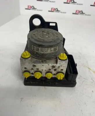 Skoda Octavia Mk3 (5E) ABS Pump 3q0907379 3Q0614517H