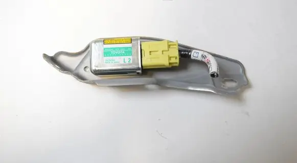 Lexus GS 300 350 430 450H Airbag deployment crash/impact sensor 8983430020