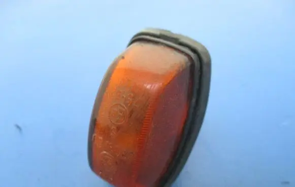 Fiat 126 Front fender indicator light