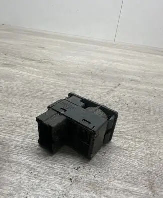 Nissan Primera Wing mirror switch