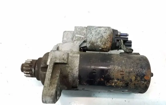 Volkswagen Jetta VI Starter motor