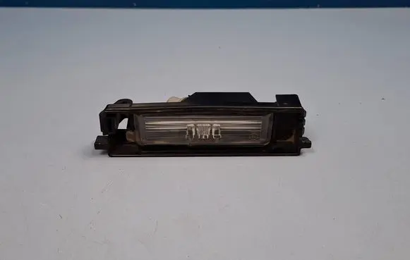 Toyota Auris E180 Number plate light 8127002230