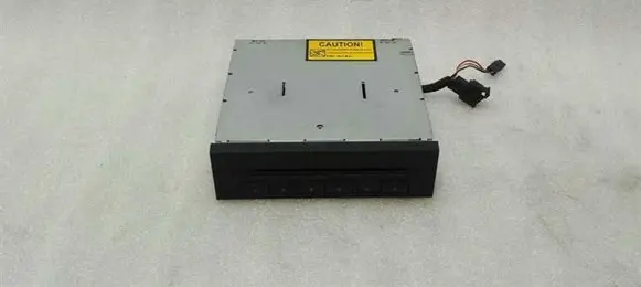 Mercedes-Benz CLS AMG C219 CD/DVD changer A2118703889