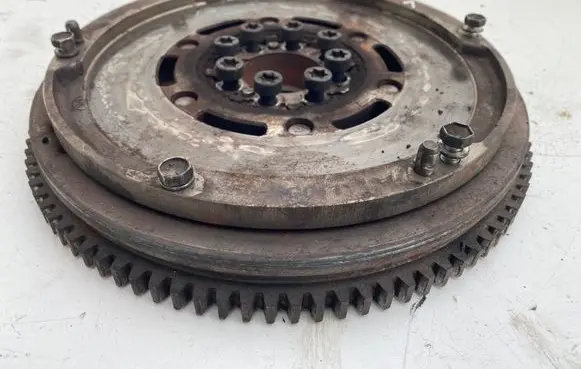 Toyota Avensis T250 Dual mass flywheel 34500G010