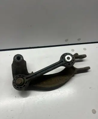 Audi A4 S4 B8 8K Lower shock absorber bracket 8K0413