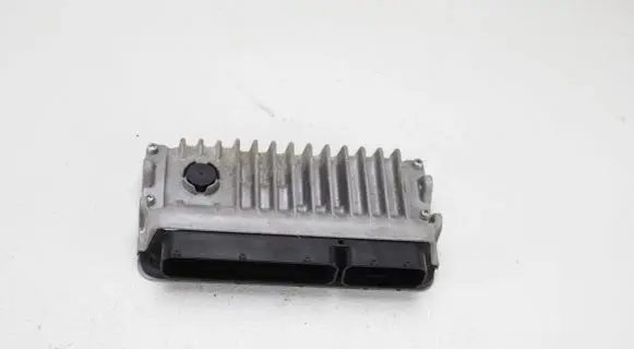 Toyota RAV 4 (XA40) Engine control unit/module 8966142K80 2756008041