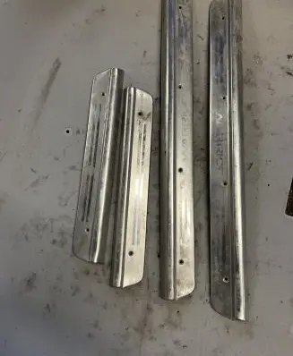 Mitsubishi L200 sill trim set (inner) 