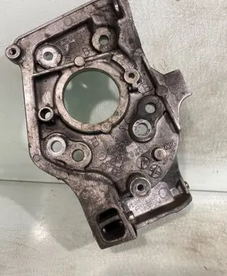 Ford Focus Fuel pump bracket 9684778280