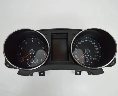 Volkswagen Golf VI Speedometer (instrument cluster) 5K0920862