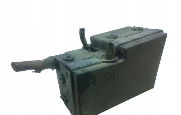 Ford Focus Fuse box set 8688039