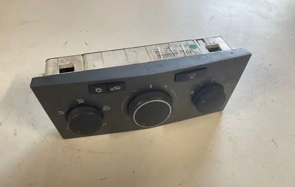 Opel Zafira B Climate control unit 901512410005 13201300