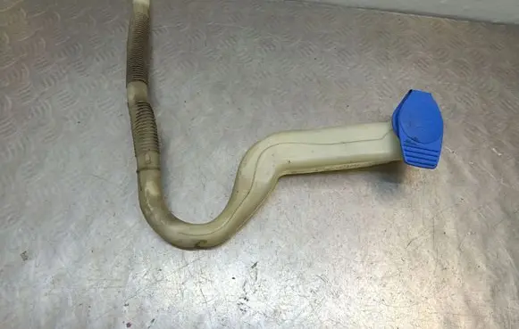 Audi Q7 4L Windshield washer fluid reservoir/tank 4L0955463