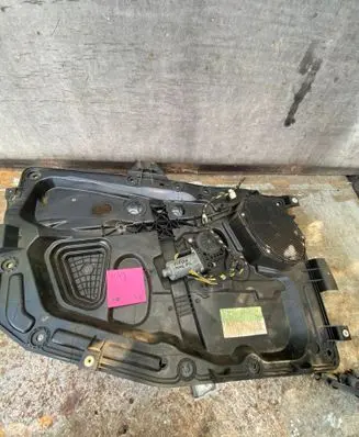 Ford Fiesta Front door window regulator with motor TS1568003 1107065831