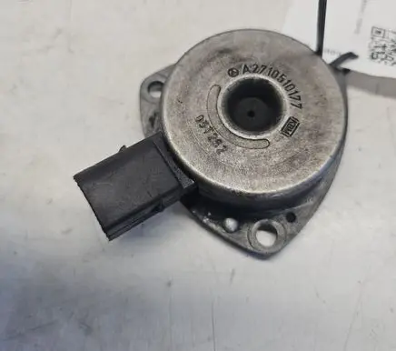 Mercedes-Benz E W211 Camshaft position sensor A2710510177