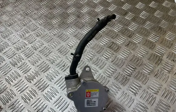 Hyundai i30 Vacuum pump 2881008000 YSXH31B0311