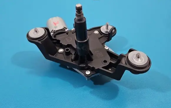 Peugeot 3008 II Rear window wiper motor 0390205112 IMPRK1533027