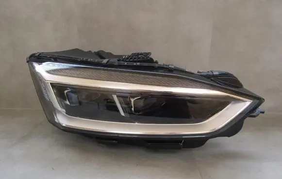 Audi A5 Headlight/headlamp 8W6941036E