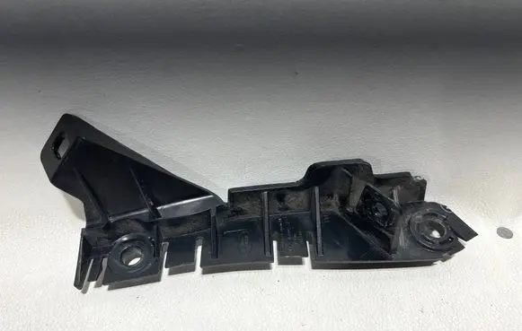 Land Rover Range Rover Sport L494 Front bumper mounting bracket JK6216A142