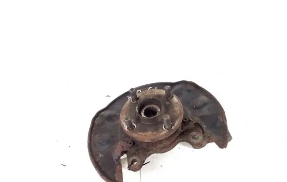 Toyota Corolla E120 E130 Front wheel hub
