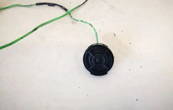 Audi A3 S3 8L Front door speaker 8l0035399