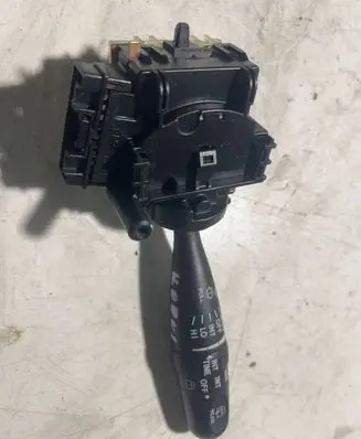 Toyota Corolla E120 E130 Wiper control stalk 173647