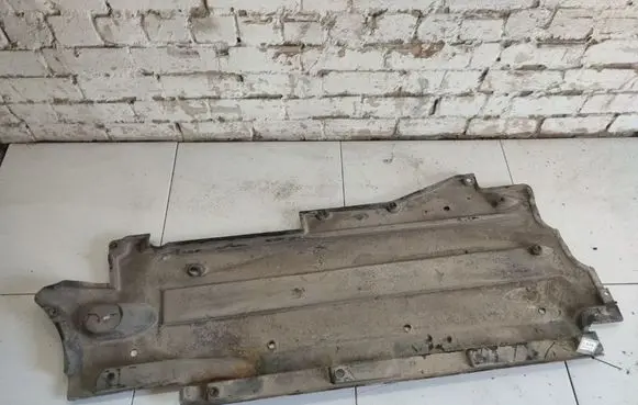 Audi A6 S6 C6 4F Engine splash shield/under tray 4F0825207D