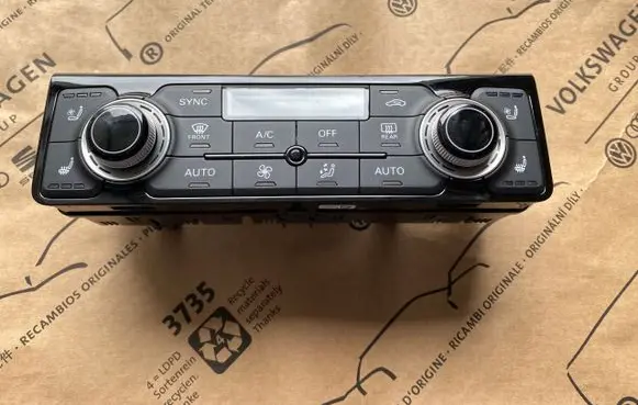 Audi A8 S8 D4 4H Climate control unit 4H0820043P