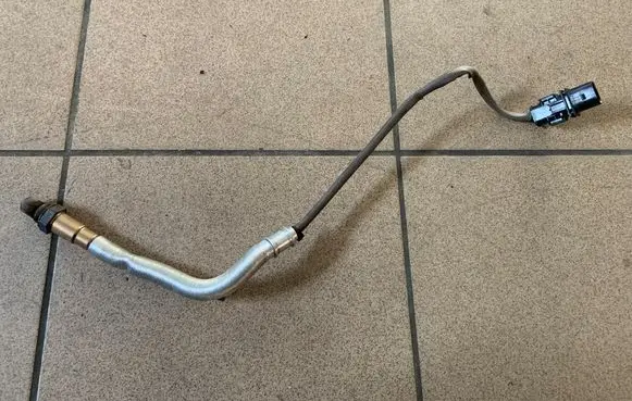 Mercedes-Benz C W205 Lambda probe sensor A0005423100 0258017483