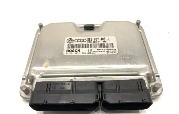 Audi A4 S4 B6 8E 8H Engine control unit/module ECU 8E0907401J