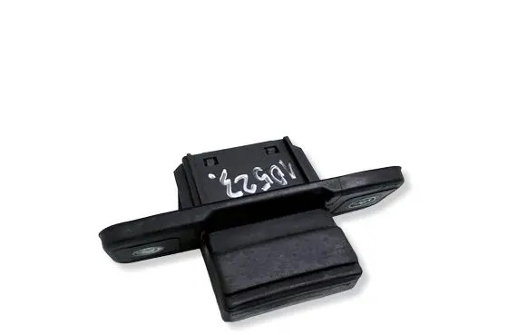 Mazda 6 Tailgate opening switch 