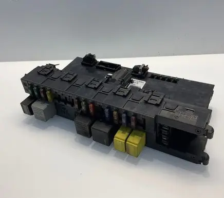 Mercedes-Benz C W203 SAM control unit 2035452401 5DK00848641 A2035452401
