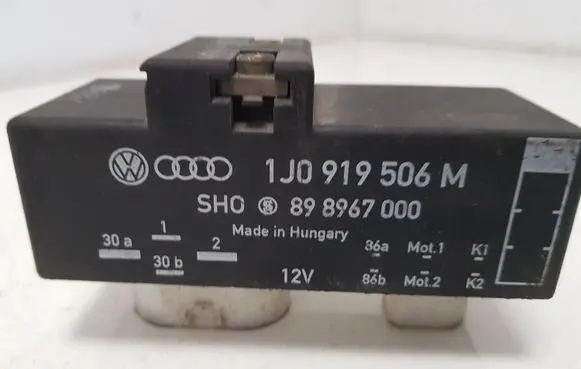 Volkswagen Polo Coolant fan relay 1J0919506M 898967000