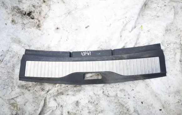Opel Astra H Other trunk/boot trim element 13265379