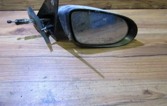 Chrysler Neon I Front door electric wing mirror