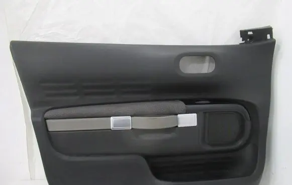 Citroen C4 Cactus Front door card panel trim