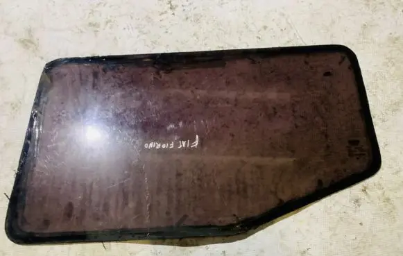 Fiat Fiorino Rear side window