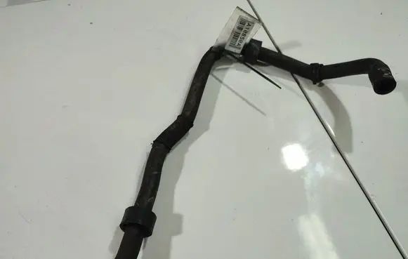 Volkswagen Golf V Engine coolant pipe/hose