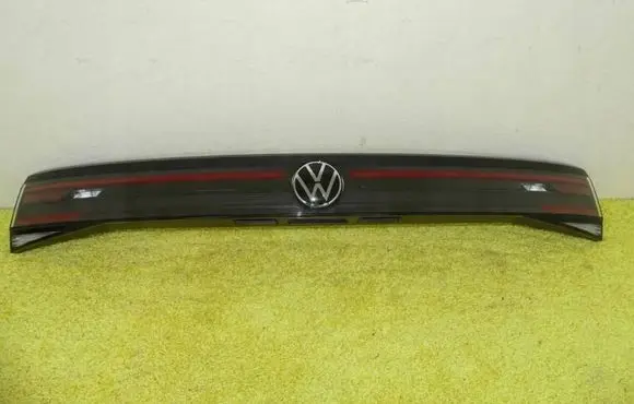 Volkswagen Taigo Tailgate rear/tail lights 2G7945093