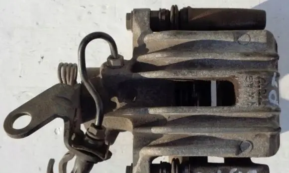 Volkswagen Golf VI Other brake parts 4901438