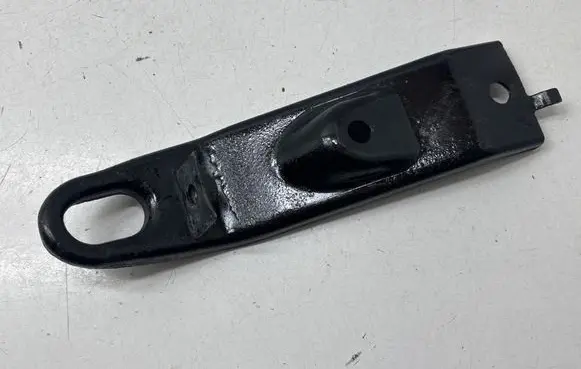 Volkswagen Transporter - Caravelle T6 Towing hook eye 7E0803611 052717
