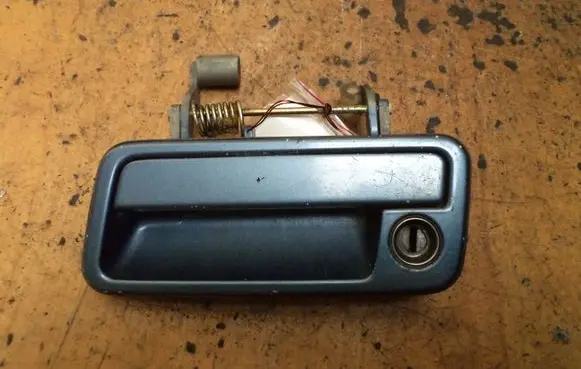 Mazda 323 Front door exterior handle