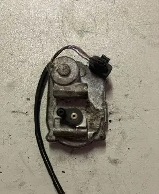 Audi A6 S6 C6 4F Intake manifold valve actuator/motor 2C53308513 1045975S01