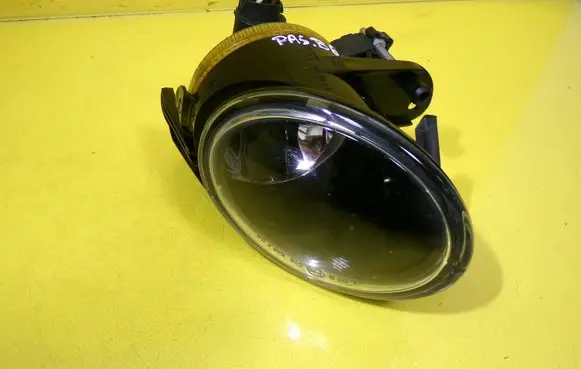 Volkswagen PASSAT B6 Front fog light 271293-00LI