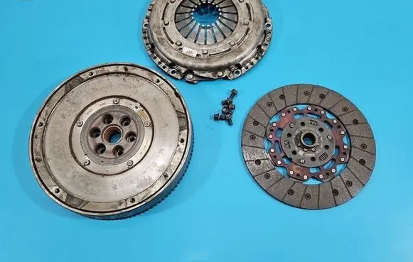Ford Focus Dual mass flywheel FM516477DD IMPRK1580818