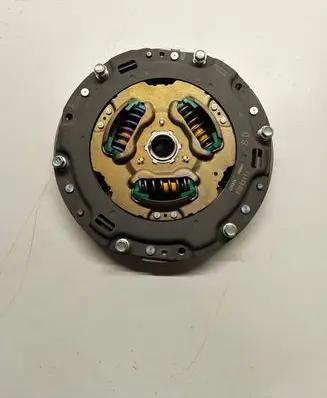 Toyota C-HR I Clutch set kit 6G293111