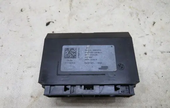 BMW i3 Air conditioner control unit module 9367477-01