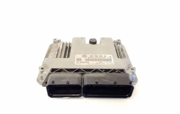 Volkswagen Golf V Engine control unit/module 03G906021QJ