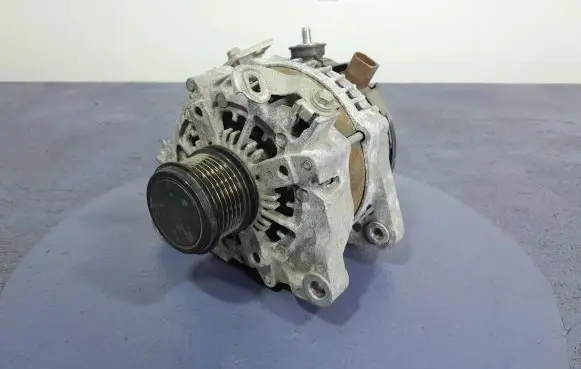 Lexus IS III XE30 Generator/alternator 27060-36130